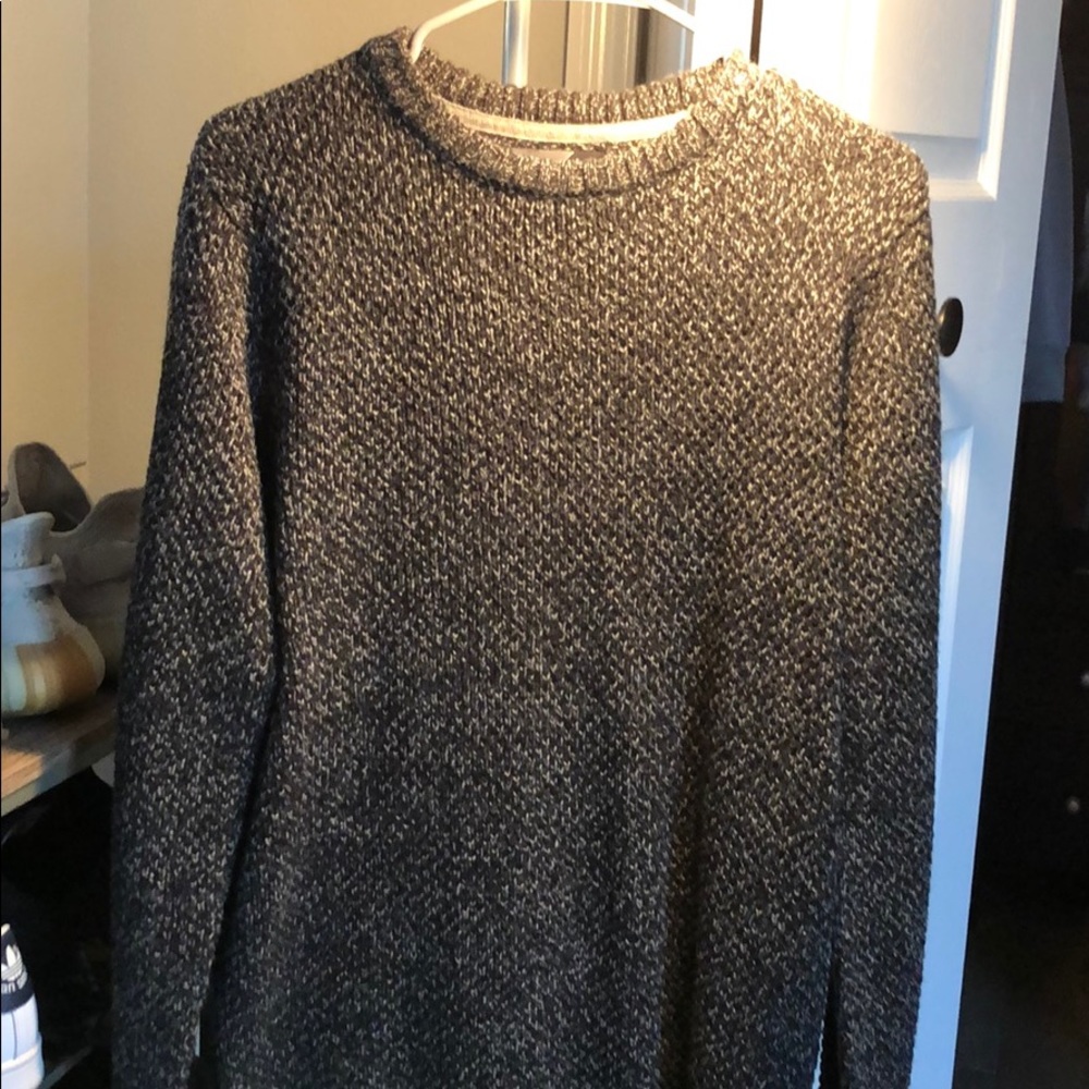 Grey fleece sweater
